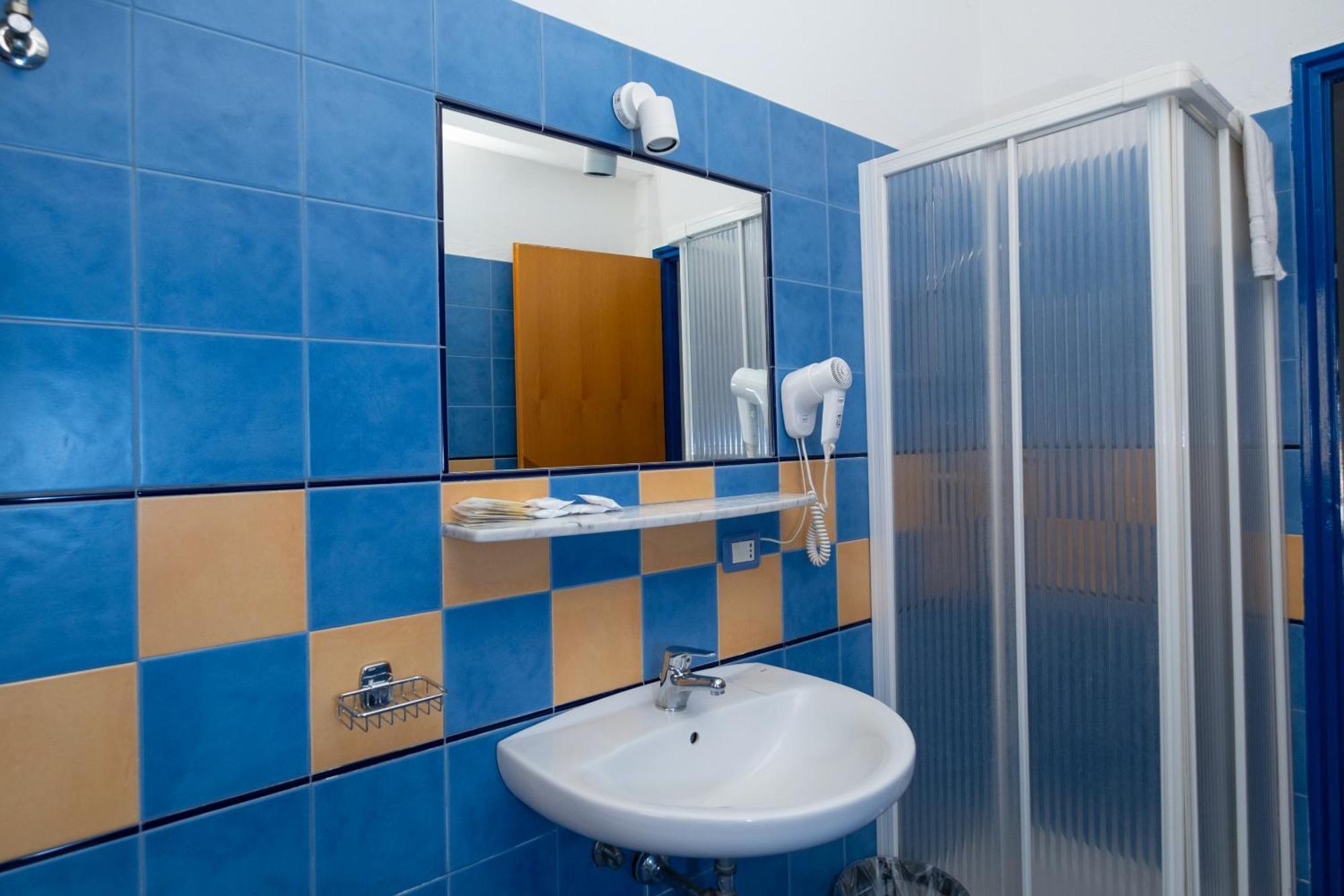Two-Bedroom Apartment,1587506985:JPEG